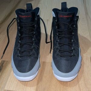 Jordan 9 Retro: Particle Grey